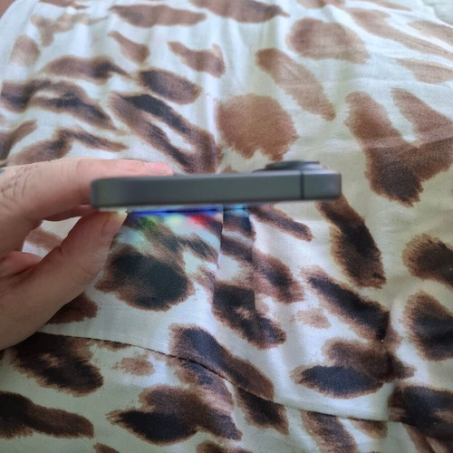 I Phone 17 black, like new, 256GB, 20+ MP camera