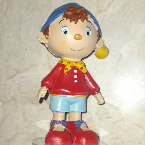 Ceramic Noddy Doll 10cm like new