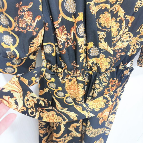 Short dress black with yellow details like new, size S