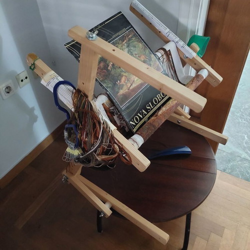 Wooden embroidery stand with Nova Sloboda embroidery kit gift