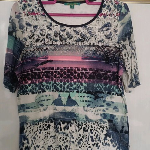 Leonard's blouse like new, size L, lace and rhinestones