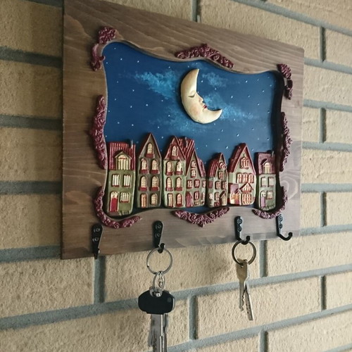 Handmade key holder new (24×30)
