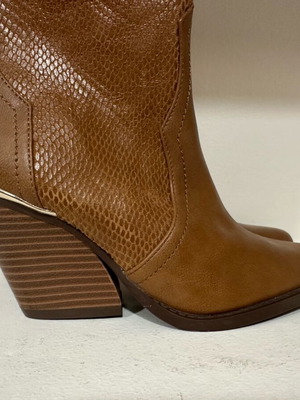 ELYA women's boots new, tan, size 37