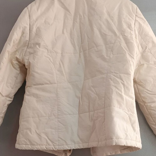 Quilted jacket used, ecru color, size XL fitting M-L