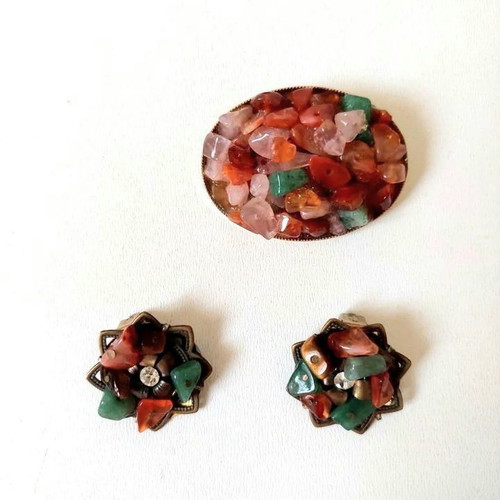 Vintage brooch and earrings set with real stones like new
