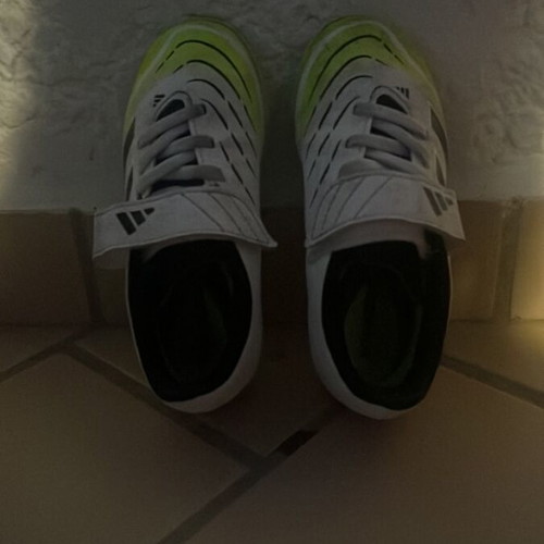 Adidas kids football boots used, size 28, yellow white black