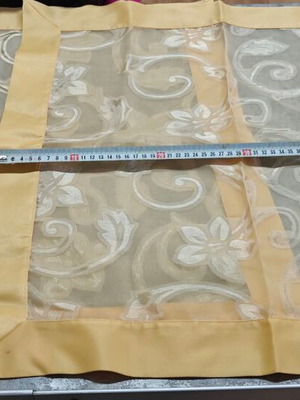 Table linen set with tablecloth, rament and placemats new, 5 pieces