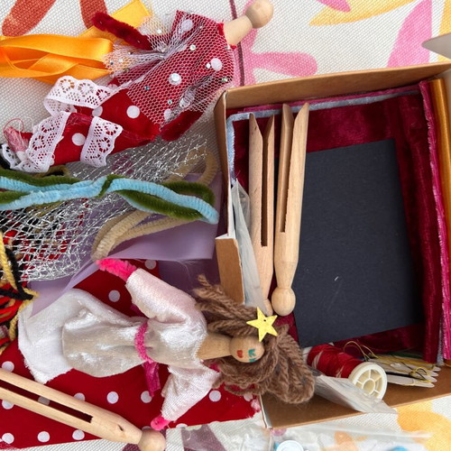 Imaginarium Couture Design Sewing Kit and Peg Doll Craft Kit used