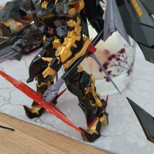 RG Gundam Amatsu Mina figure like new