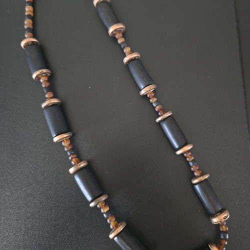 Women's necklace with wooden beads, black and brown