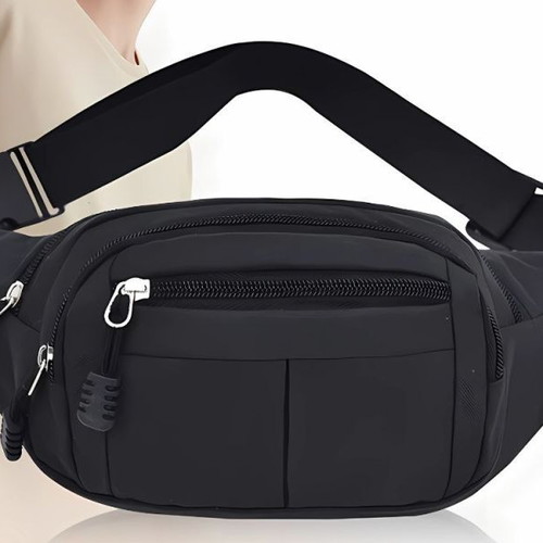 Black Banana Shoulder Bag new, 22cm width, 4 zippered pockets