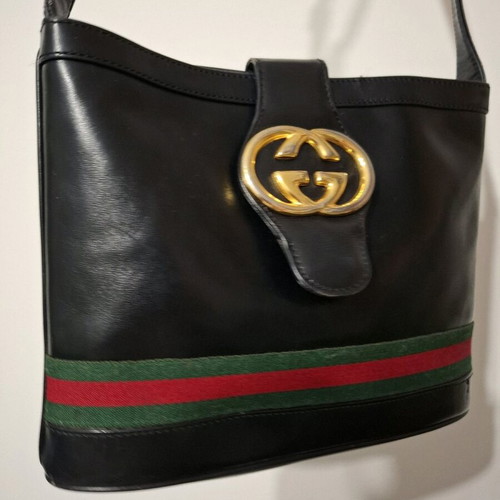 Τσάντα ώμου Gucci vintage μαύρη δερμάτινη μεταχειρισμένη σε καλή κατάσταση