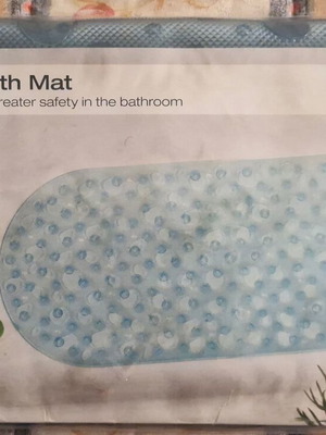 Bath Mat embossed 88x38 cm new in packaging