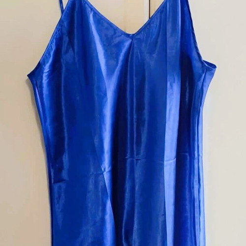 Satin nightdress in intense blue roua color L/XL like new