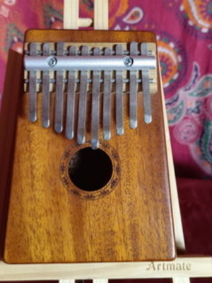 Thomann TK17-R Kalimba σαν καινούργιο με 17 μεταλλικές γλώσσες και σώμα μαόνι