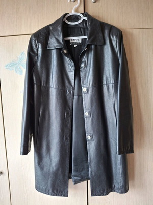 Lapel leather jacket black size M 100% leather like new