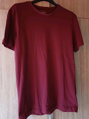 Men's Sinsay T-shirt used, burgundy, size M