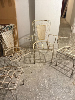 Σετ τραπεζαρίας φερ φορζέ μεταχειρισμένο με 4 καρέκλες και τραπέζι