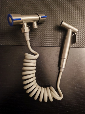 Bathroom faucet