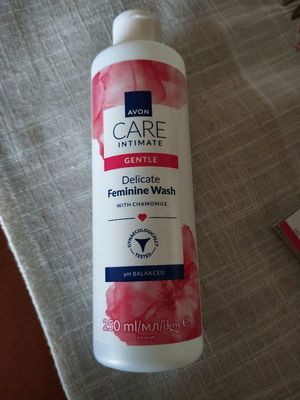Avon feminine wash delicate liquid new with chamomile