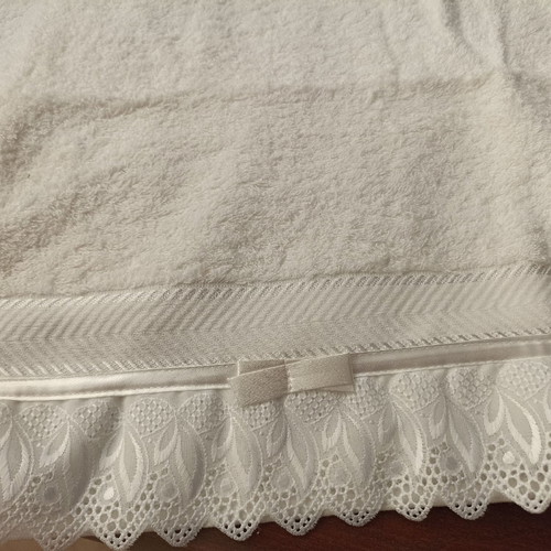Bathrobe and towel set made of Egyptian cotton, new