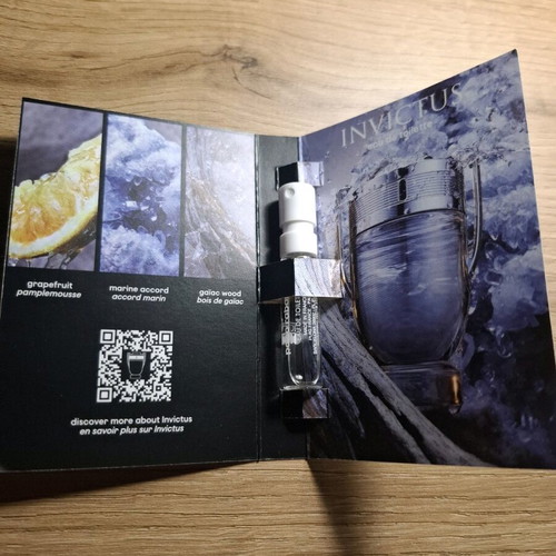 Paco Rabanne Invictus EDT 1.5 ml sample like new