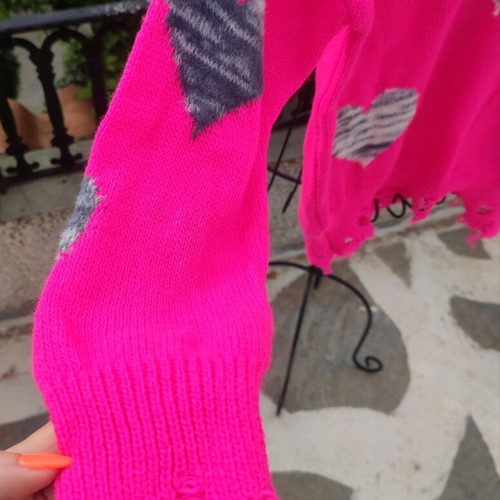 Pullover new fuchsia with hearts one size