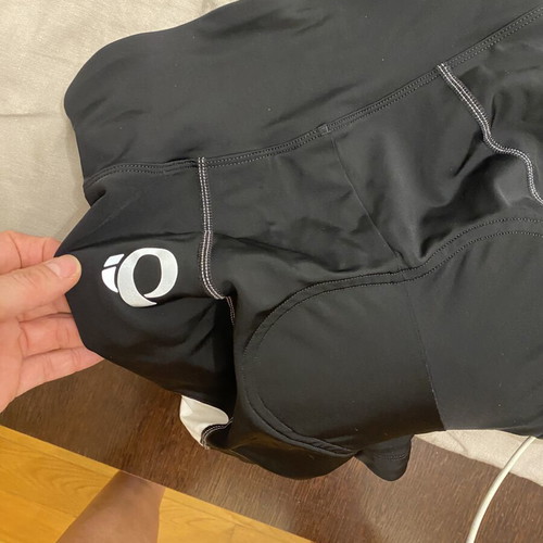 Perlo Zuni cycling shorts with padding, like new, XS