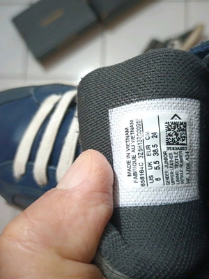 Converse kids shoes used, blue and black, size 38.5