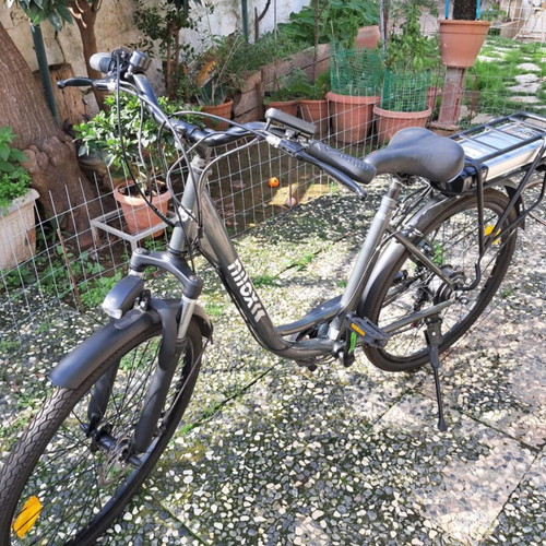 Electric bicycle like new