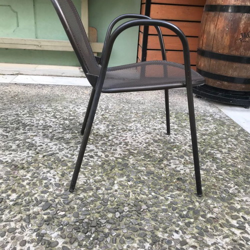 Mexil garden table and 4 chairs like new