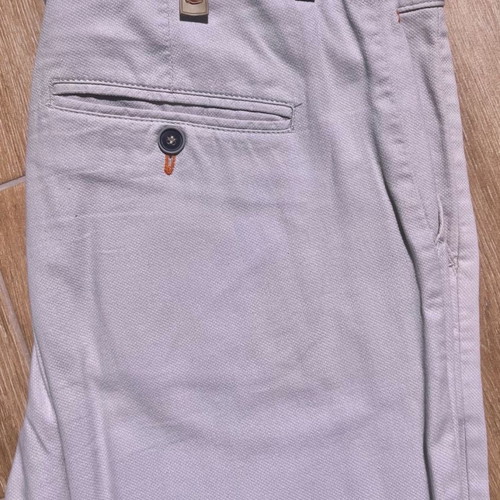 Men's pants n medium used, ice color