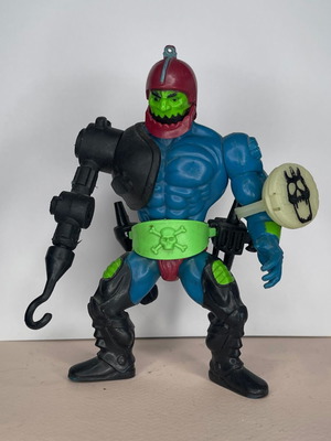 Trap Jaw Masters of the Universe He-Man 110% complete used with rare ring