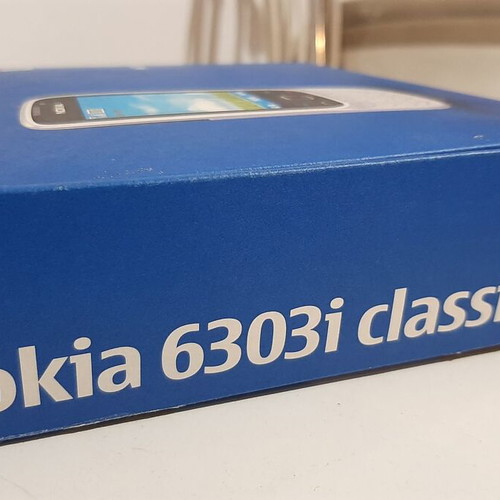 Nokia 6303i box and booklet used