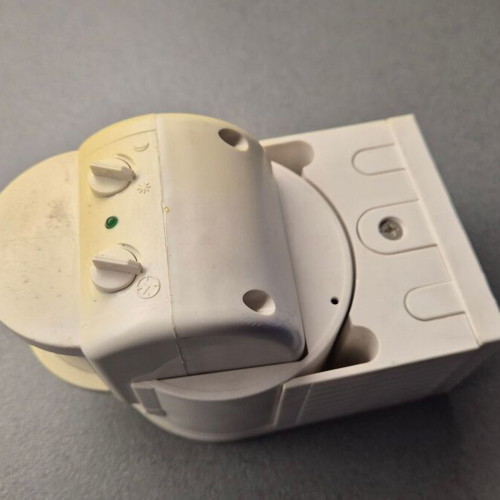 PIR motion detector used for lamps and outdoor automation 1000W