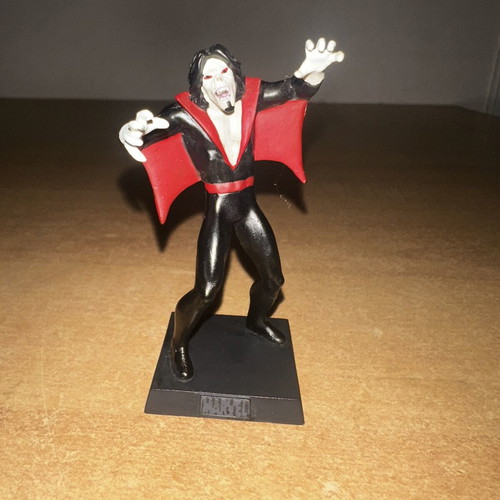 Marvel & DC superhero collectible figures