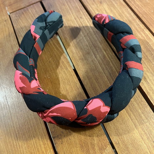 Karavan headband like new