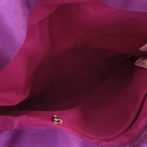Las Divinas shoulder bag like new, multicolor purple