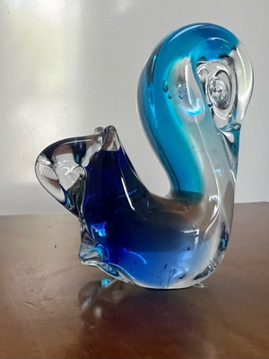 Decorative figurine like new