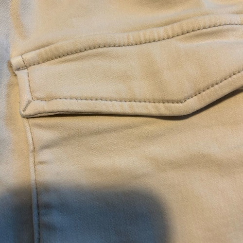 Pull & Bear βερμούδα με εξωτερικές τσέπες σε άριστη κατάσταση, εκρού μαλλί ύφασμα, μέγεθος S