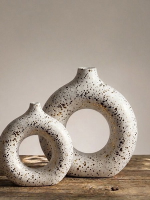 Decorative minimal vases set of 2 with gold splashes