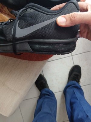 Nike athletic shoes like new, size 45.5 Europe with air soles