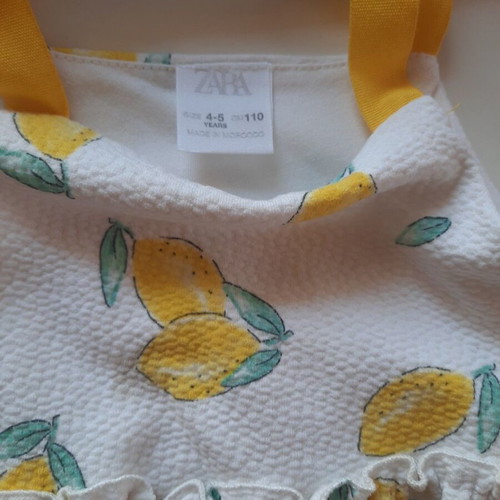 ZARA Kids dress with lemons size 4-5 years 110 cm like new
