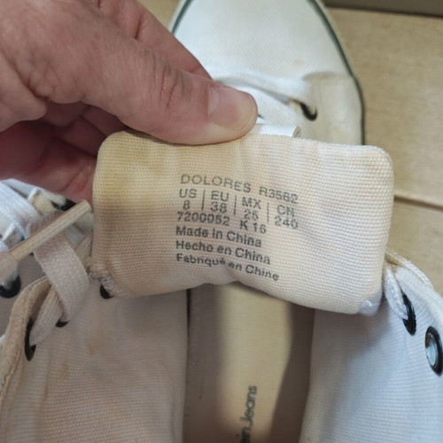 Calvin Klein sneakers used, size 38, black and white