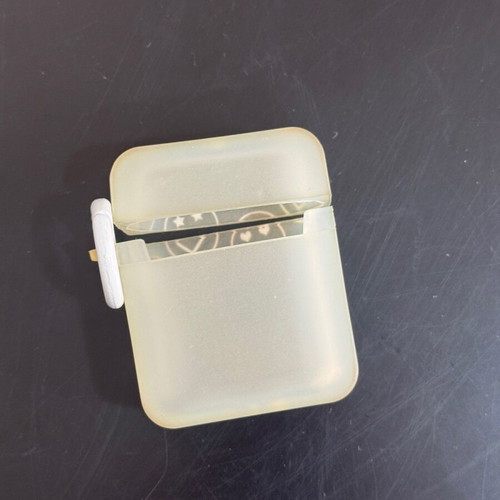 AirPods iPhone case used