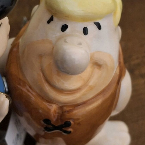 Flintstones Betty & Barney salt and pepper set new Westland
