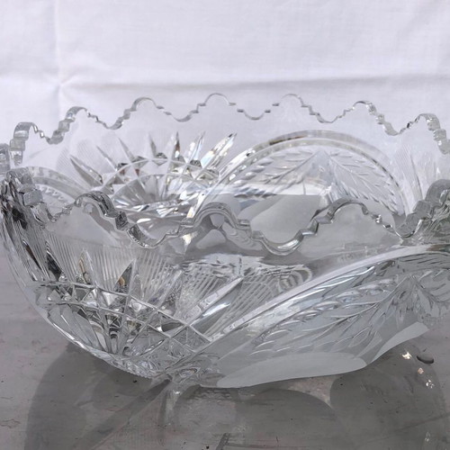 Tagié crystal fruit bowl used with fruit decoration