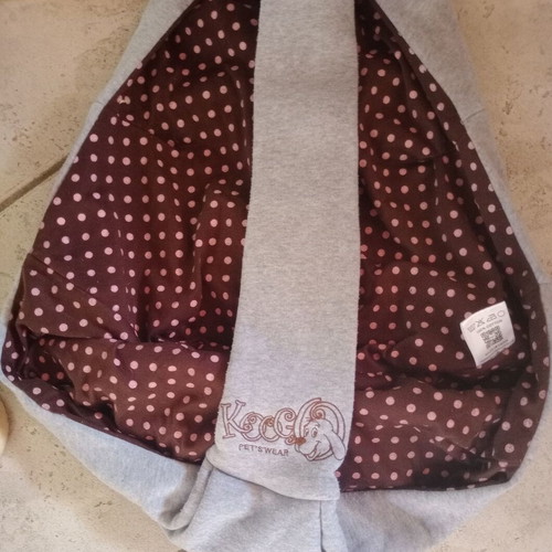 Pet carrier 100% cotton like new