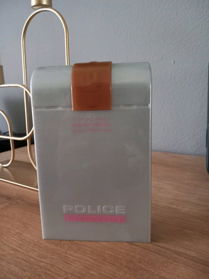 Άρωμα Police pour femme eau de toilette 75ml σαν καινούργιο