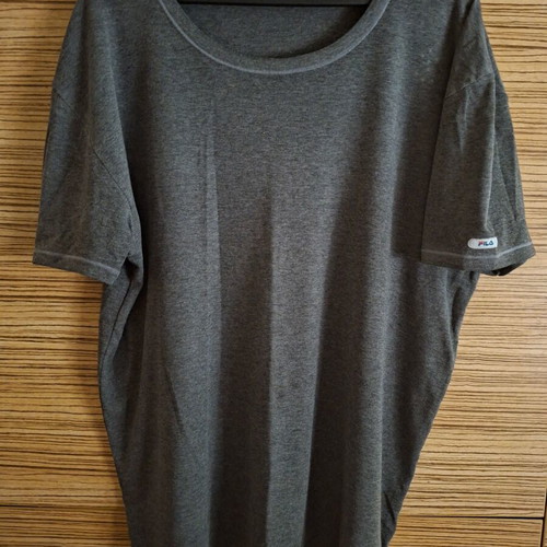 Fila short sleeve shirt gray like new, size L
